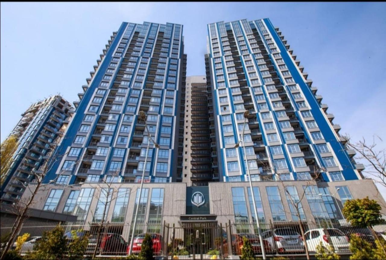 Petrovdom 11-212 In Rc Central Park Residence Complex Kiev Exteriör bild